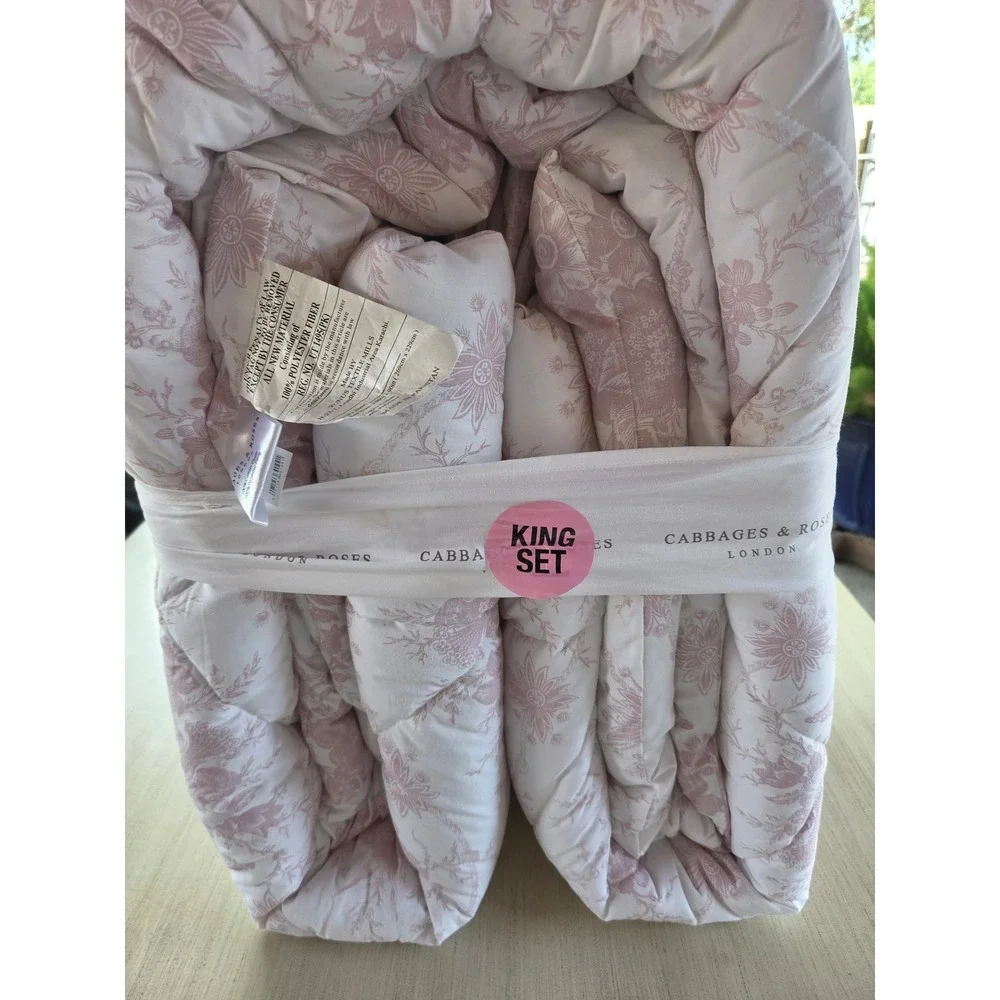 Cabbages king comforter set